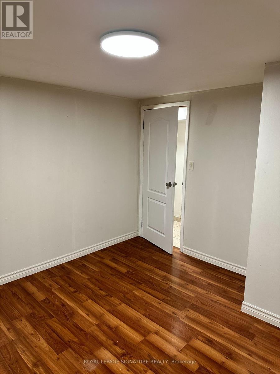 Bsmt - 7 Limevale Crescent, Toronto, Ontario  M1E 2K5 - Photo 6 - E13547672