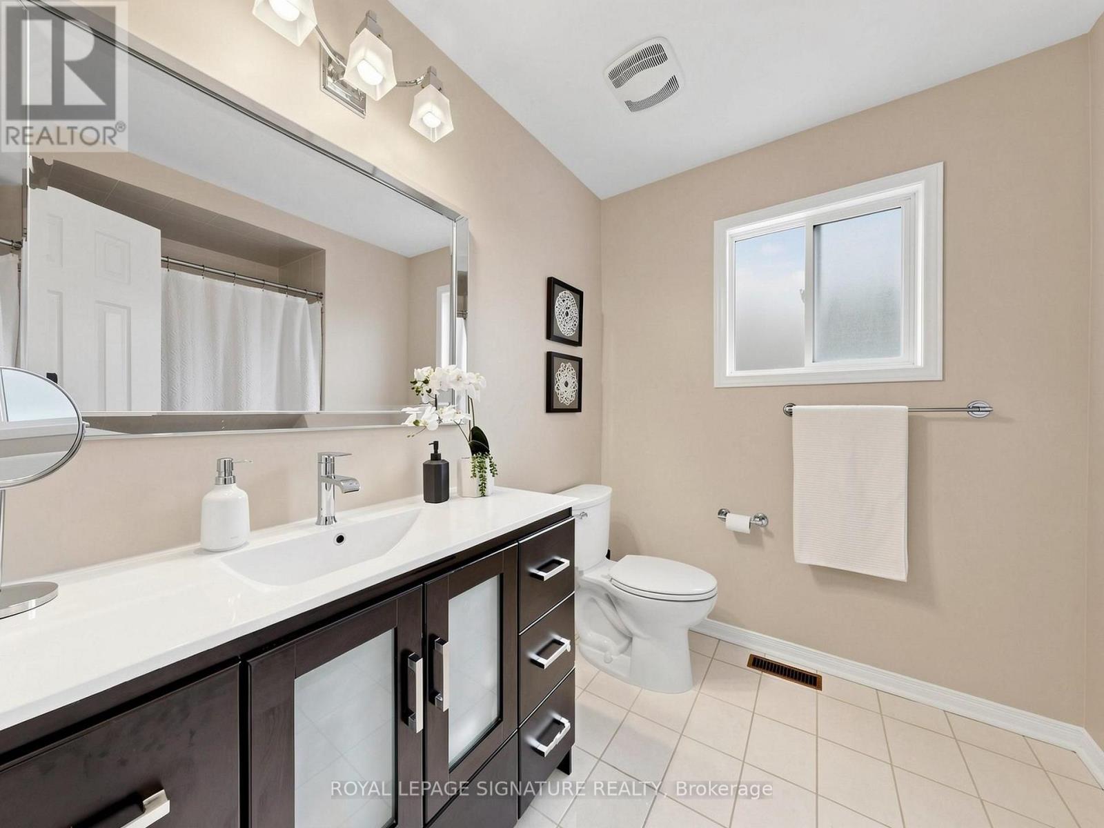 78 Rideau Drive, Richmond Hill, Ontario  L4B 4P1 - Photo 31 - N13546516