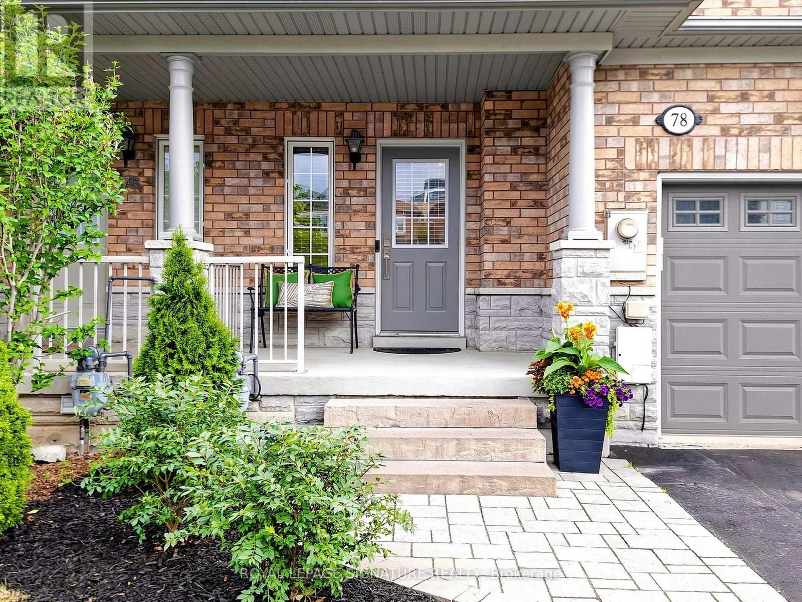78 Rideau Drive, Richmond Hill, Ontario  L4B 4P1 - Photo 4 - N13546516