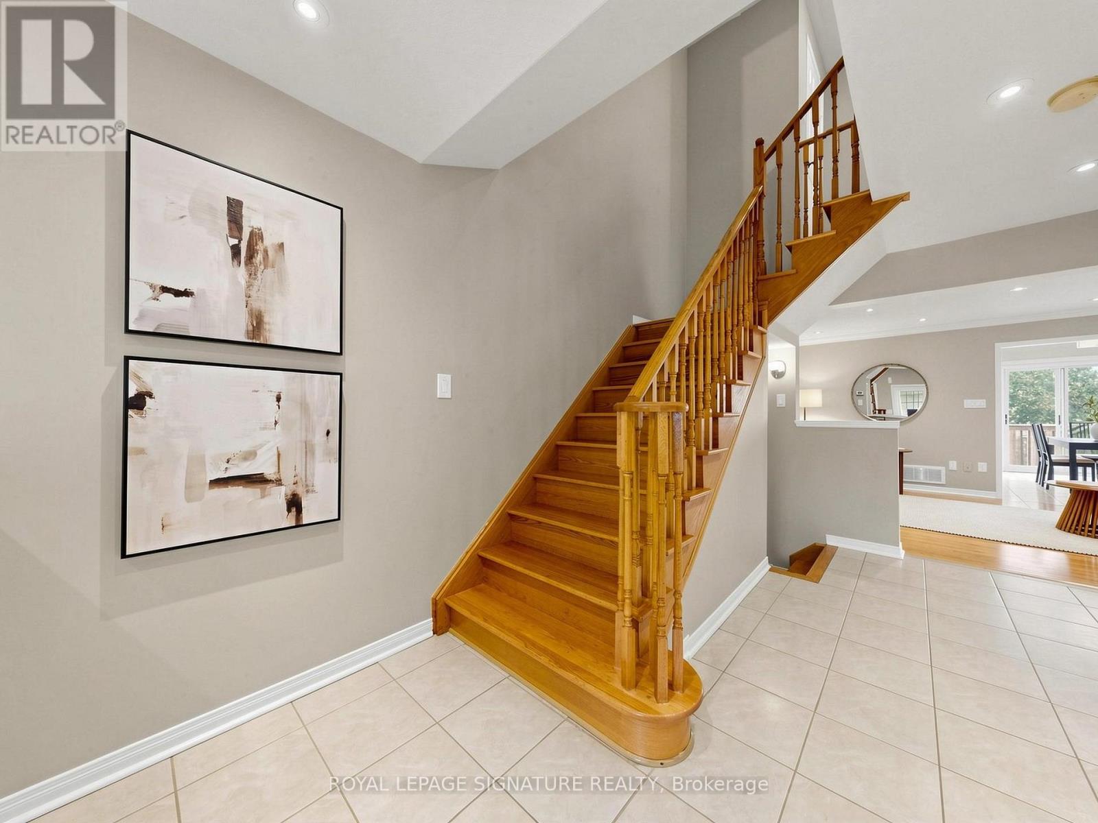 78 Rideau Drive, Richmond Hill, Ontario  L4B 4P1 - Photo 6 - N13546516