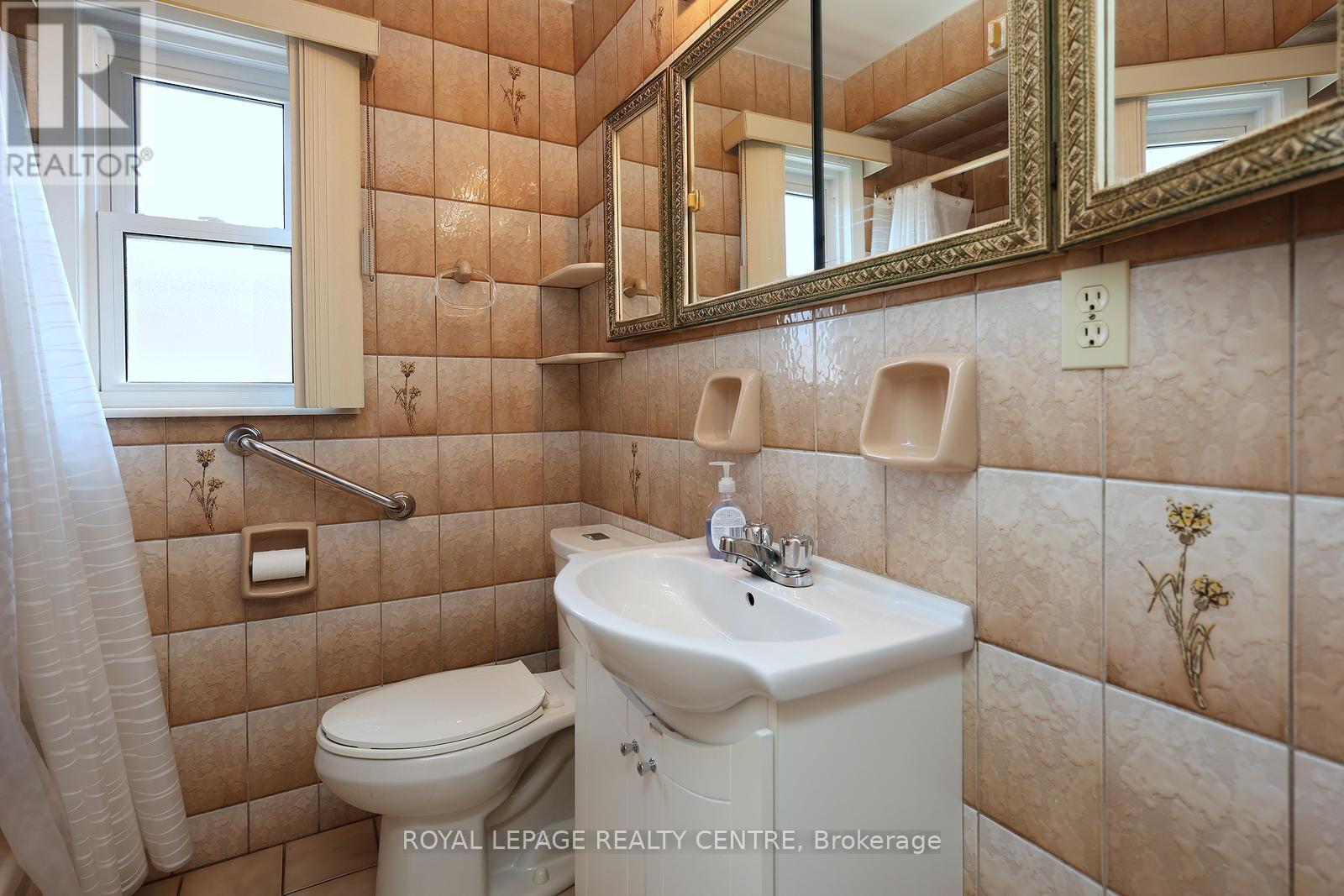 170 Simpson Avenue, Toronto, Ontario  M8Z 1E3 - Photo 18 - W13547566
