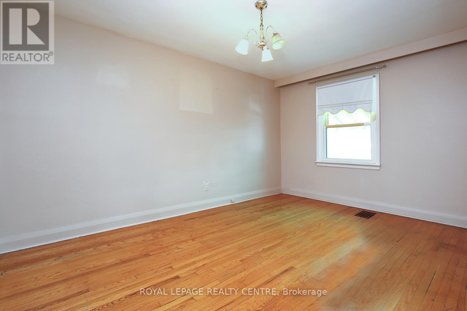 170 Simpson Avenue, Toronto, Ontario  M8Z 1E3 - Photo 19 - W13547566