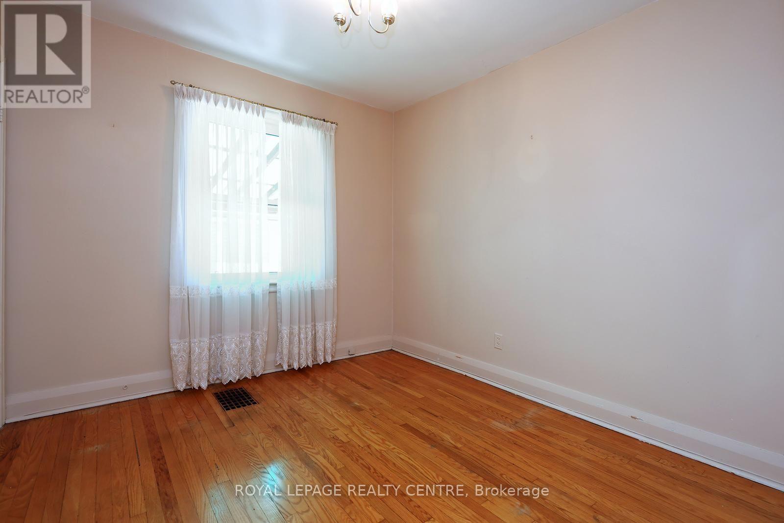 170 Simpson Avenue, Toronto, Ontario  M8Z 1E3 - Photo 20 - W13547566