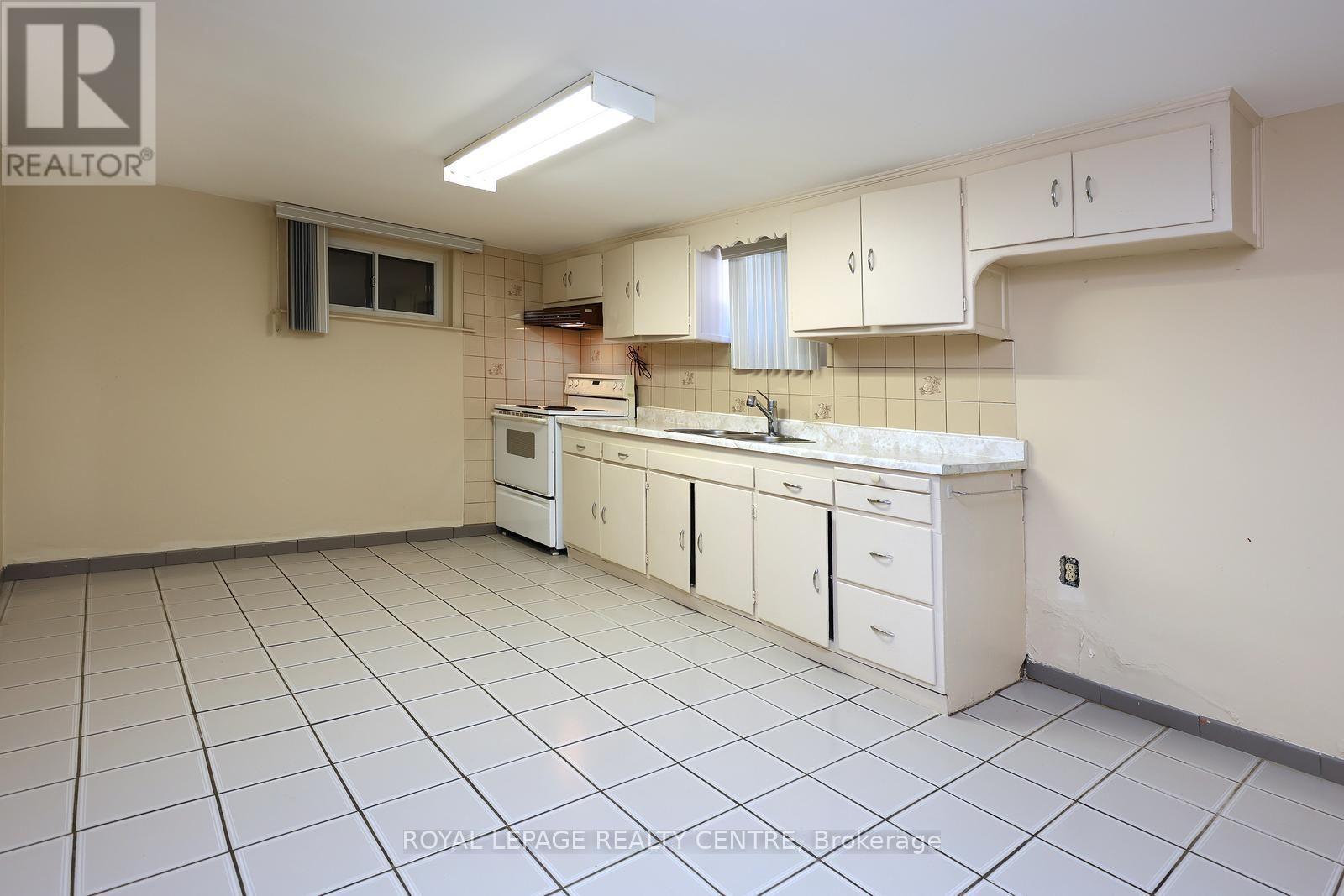 170 Simpson Avenue, Toronto, Ontario  M8Z 1E3 - Photo 25 - W13547566