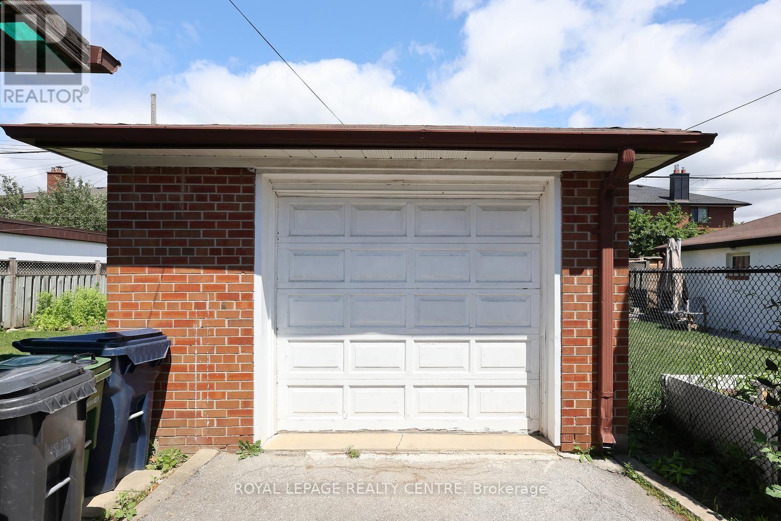 170 Simpson Avenue, Toronto, Ontario  M8Z 1E3 - Photo 34 - W13547566