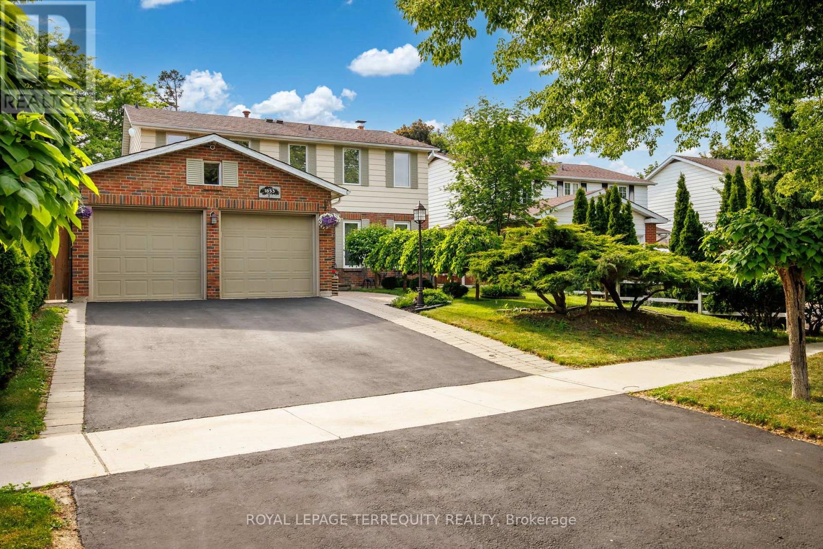 1853 BRIARCROOK CRESCENT, Mississauga (Applewood)