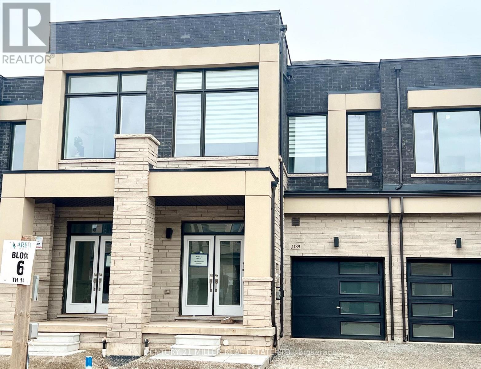 1189 DARTMOUTH CRESCENT, Oakville, Ontario