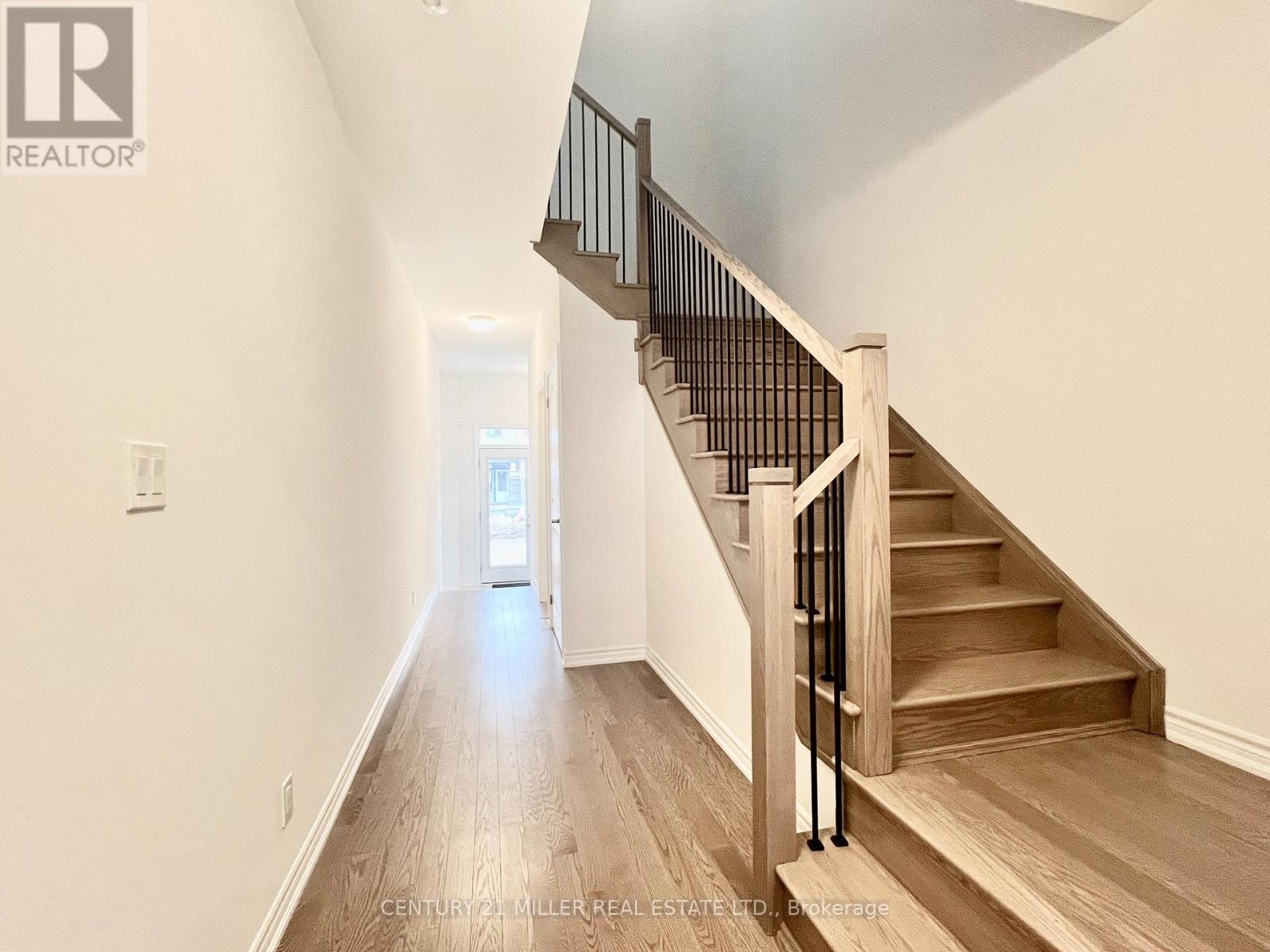 1189 Dartmouth Crescent, Oakville, Ontario L6H 8C3 - Photo 6 - W13547582