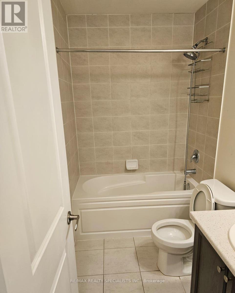 53 Stewardship Road, Brampton, Ontario  L7A 4W6 - Photo 3 - W13547628