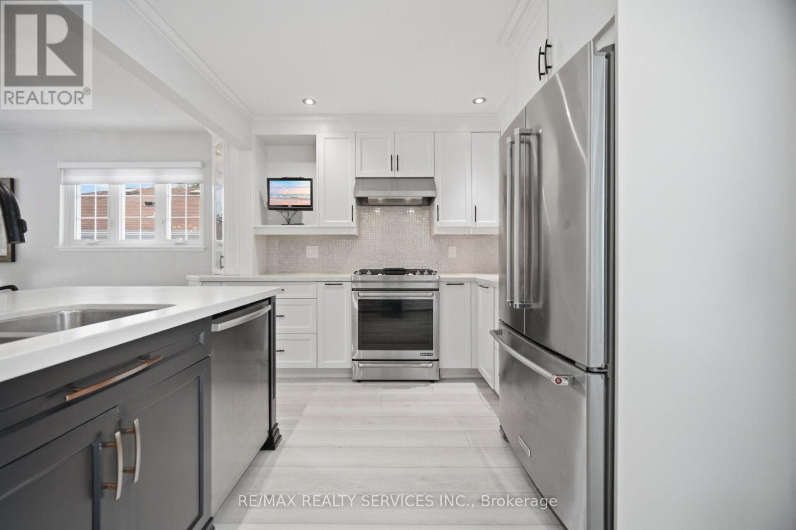 10 Tullamore Road, Brampton, Ontario  L6W 1J7 - Photo 13 - W13547650