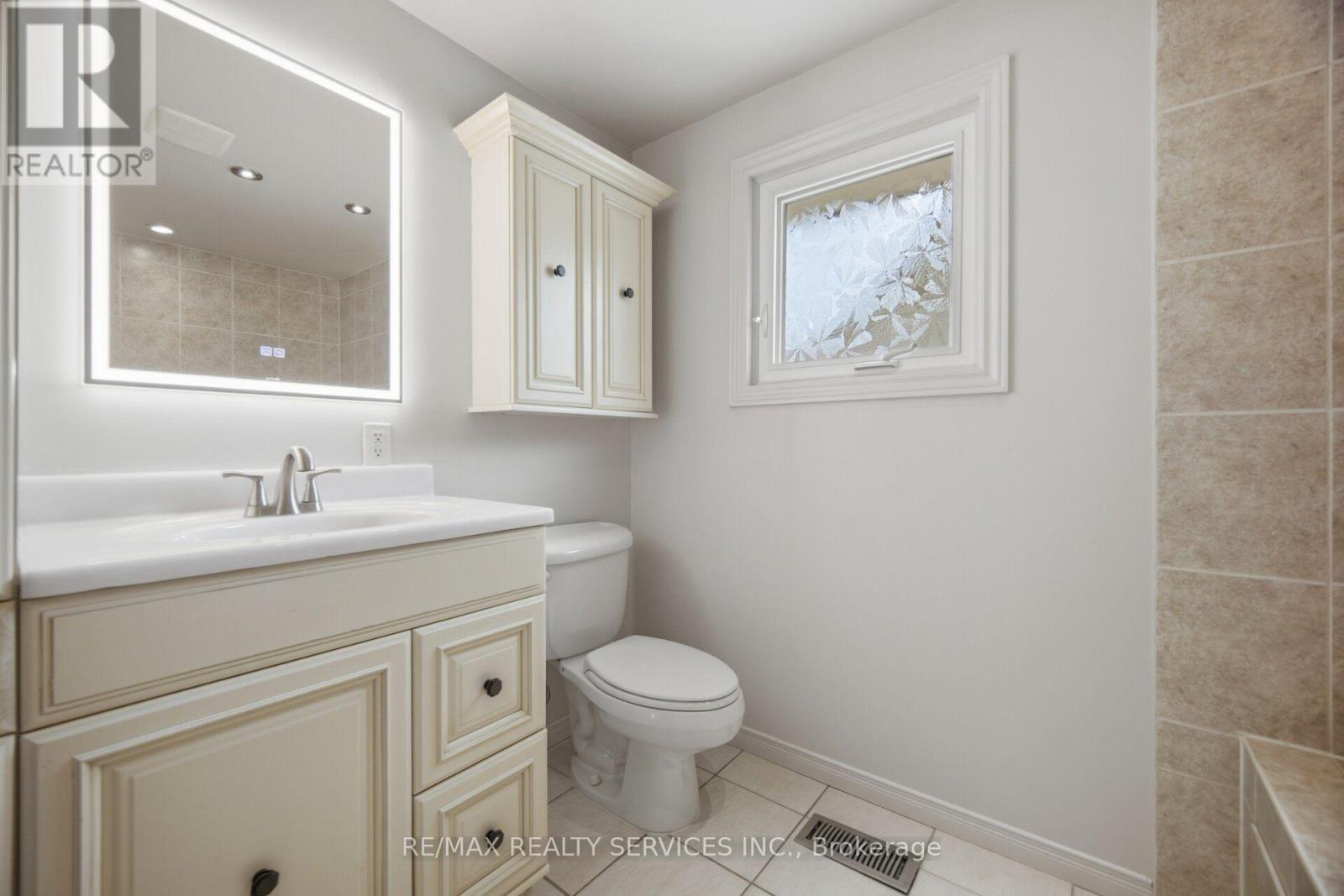 10 Tullamore Road, Brampton, Ontario  L6W 1J7 - Photo 38 - W13547650