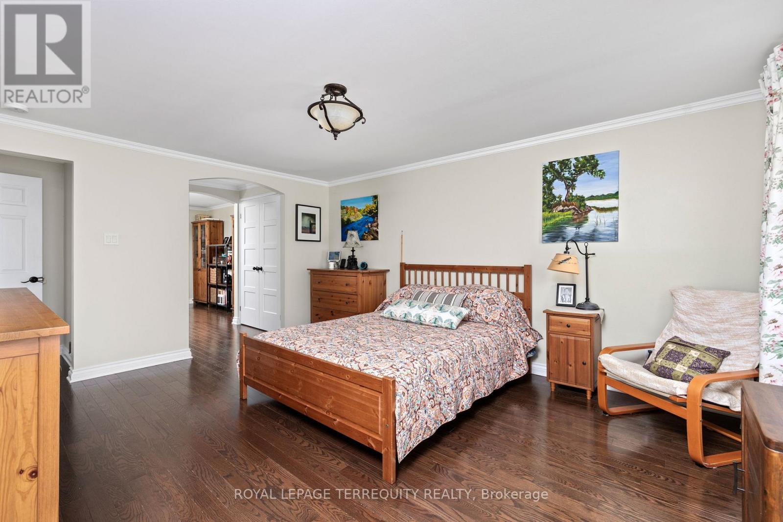 1853 Briarcrook Crescent, Mississauga, Ontario  L4X 1X3 - Photo 28 - W13547654
