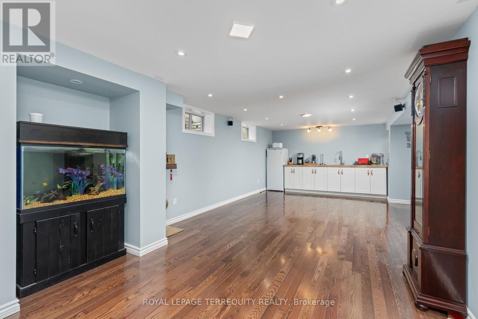1853 Briarcrook Crescent, Mississauga, Ontario  L4X 1X3 - Photo 33 - W13547654
