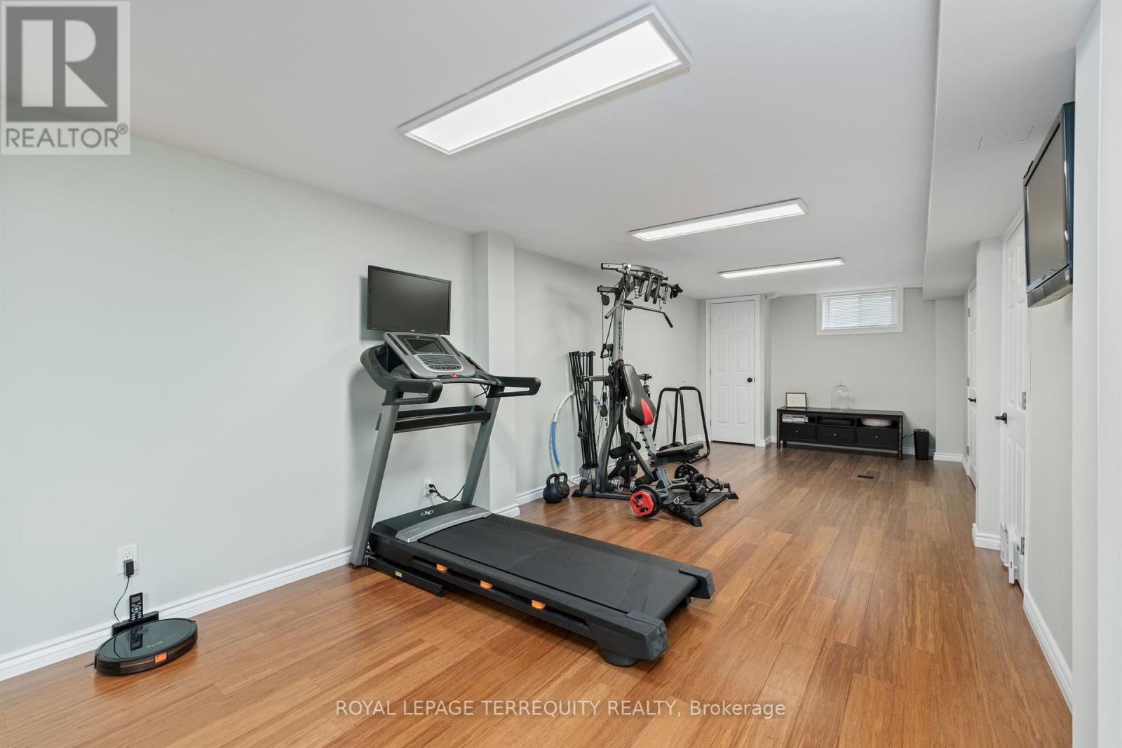 1853 Briarcrook Crescent, Mississauga, Ontario  L4X 1X3 - Photo 34 - W13547654