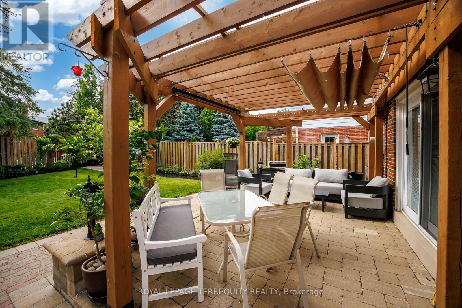 1853 Briarcrook Crescent, Mississauga, Ontario  L4X 1X3 - Photo 45 - W13547654