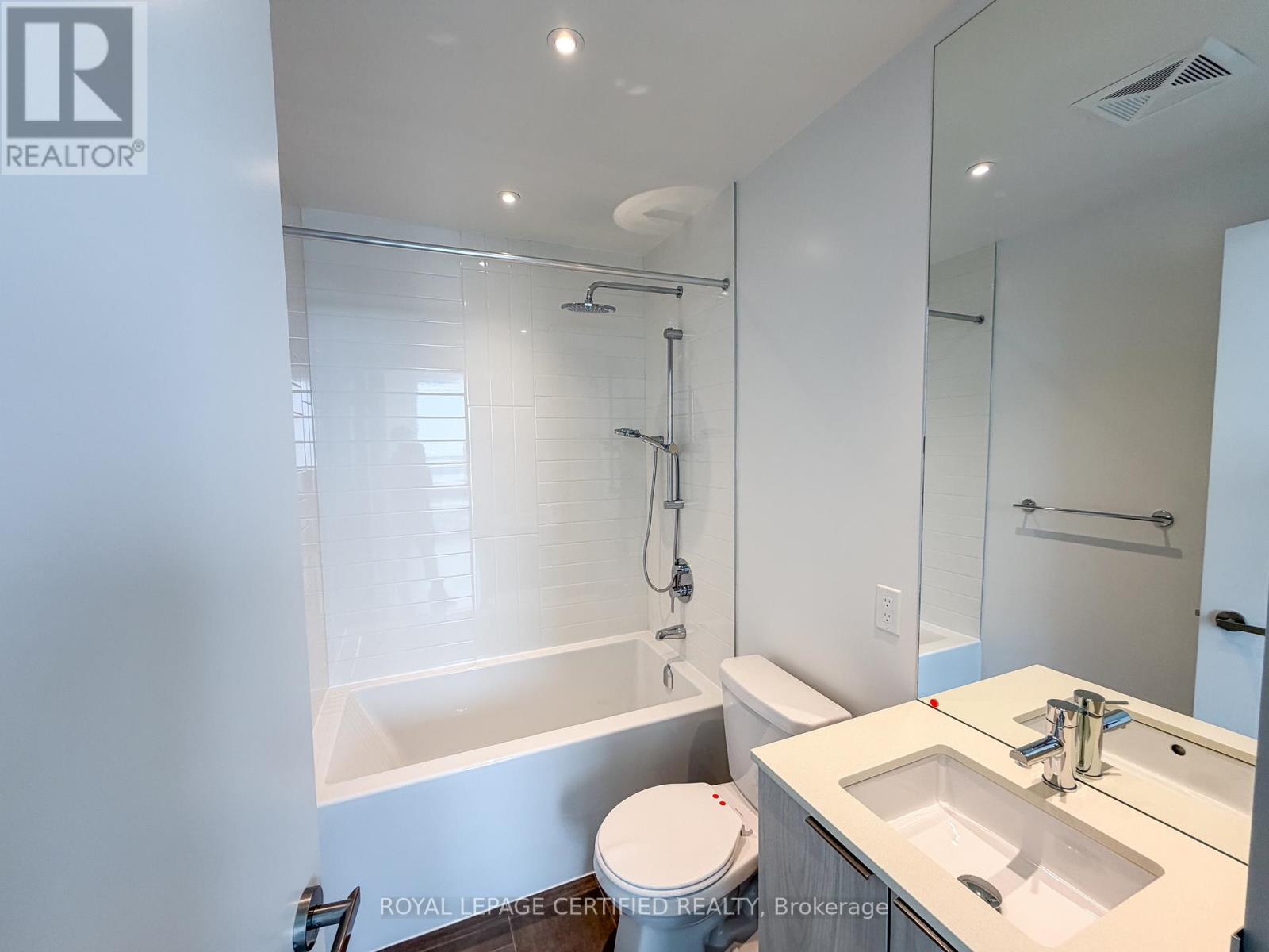 6407 - 448 Burnhamthorpe Rd W, Mississauga, Ontario L5B 0R4 - Photo 19 - W13547658