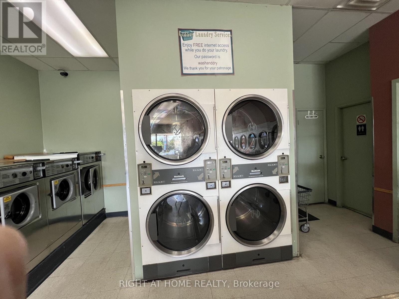 Unit #6, Box #7 - 80 Hamilton Street N, Hamilton, Ontario L8B 0G8 - Photo 8 - X13547532