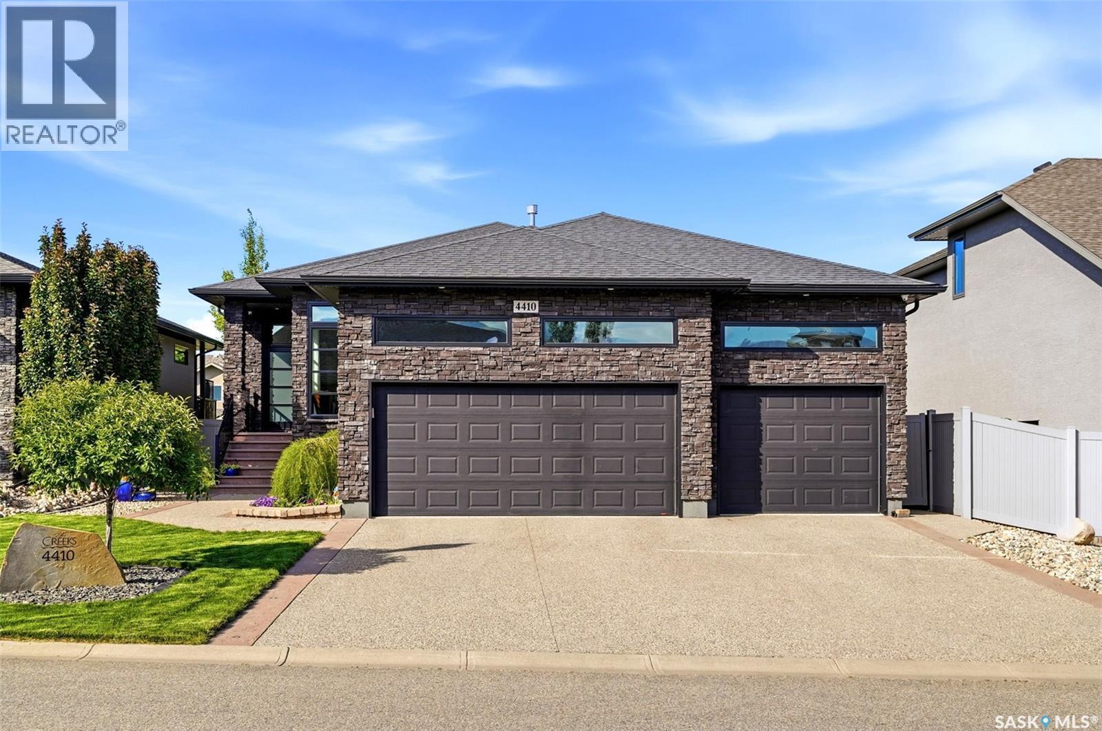 4410 Sage CRESCENT E, Regina, Saskatchewan
