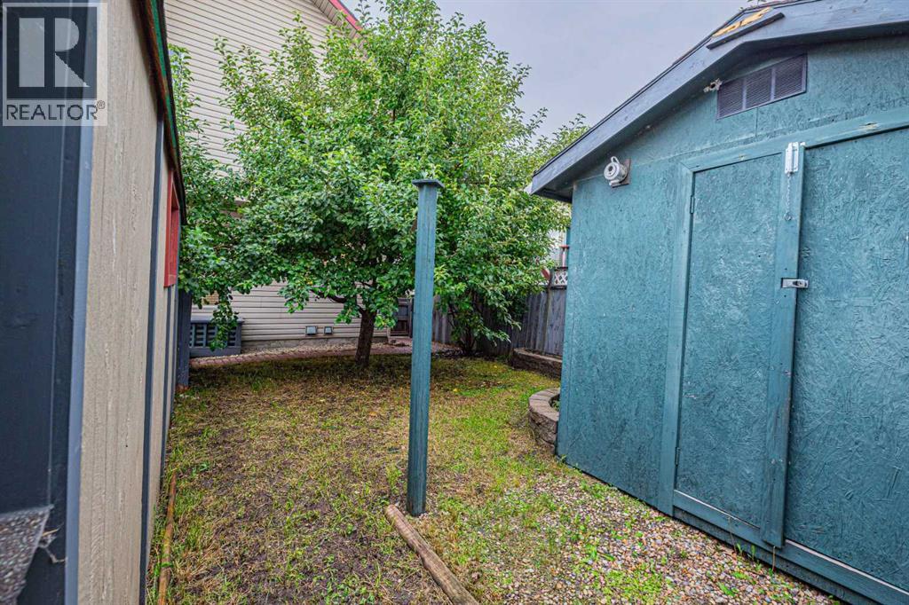 655 Erin Woods Drive SE, Calgary, Alberta  T2B 3L1 - Photo 45 - A2326818