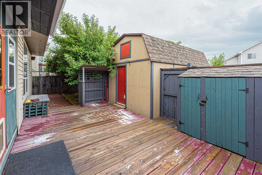655 Erin Woods Drive SE, Calgary, Alberta  T2B 3L1 - Photo 42 - A2326818