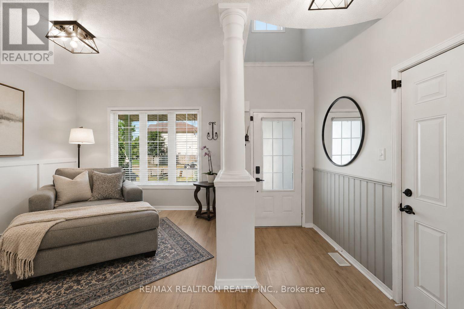 273 Greenwood Drive, Essa, Ontario  L0M 1B4 - Photo 3 - N13543566