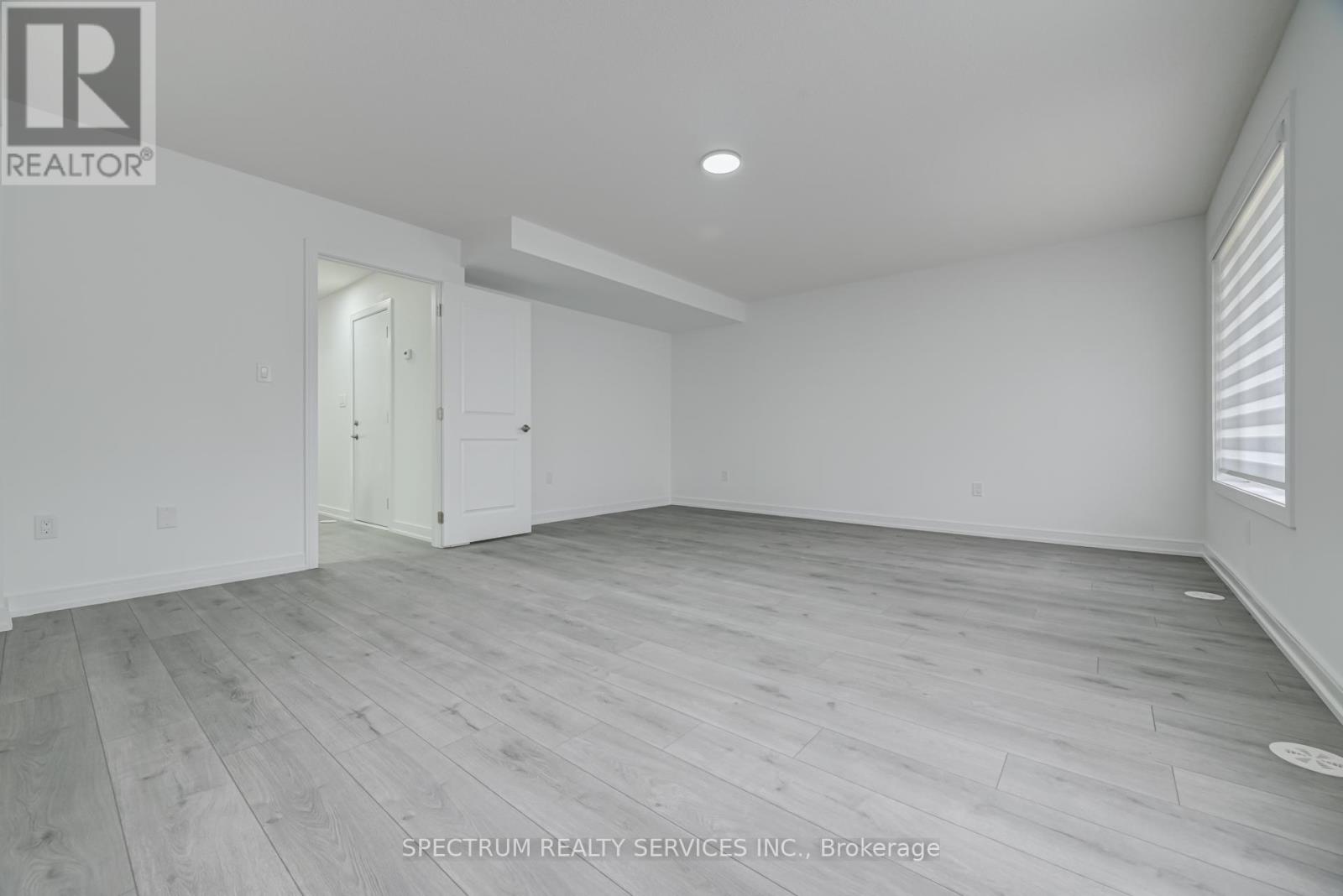 146 Blue Forest Crescent, Barrie, Ontario  L9J 0N5 - Photo 8 - S13534086