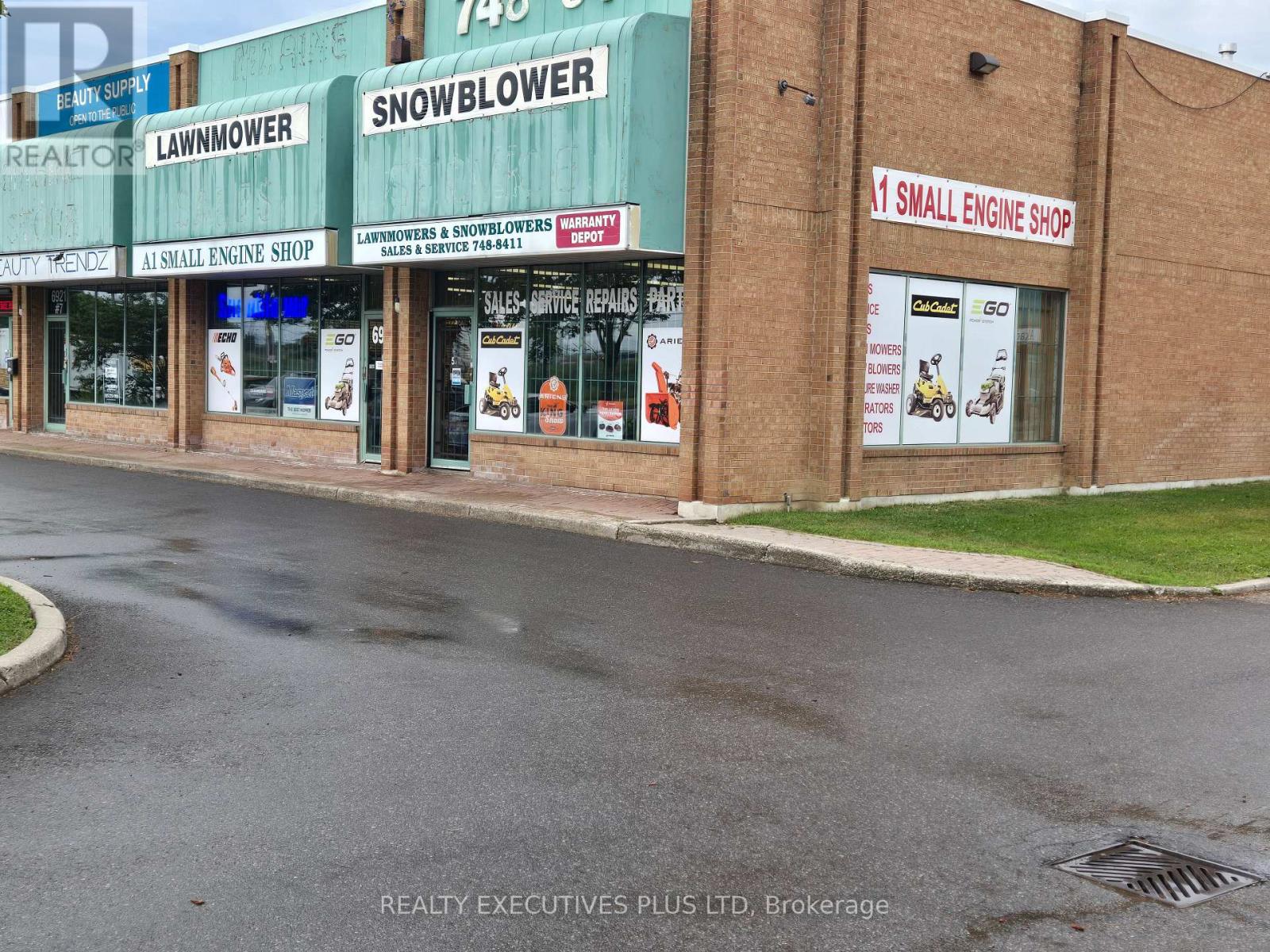 5,6,7,9 - 6921 STEELES AVENUE W, Toronto (West Humber-Clairville)