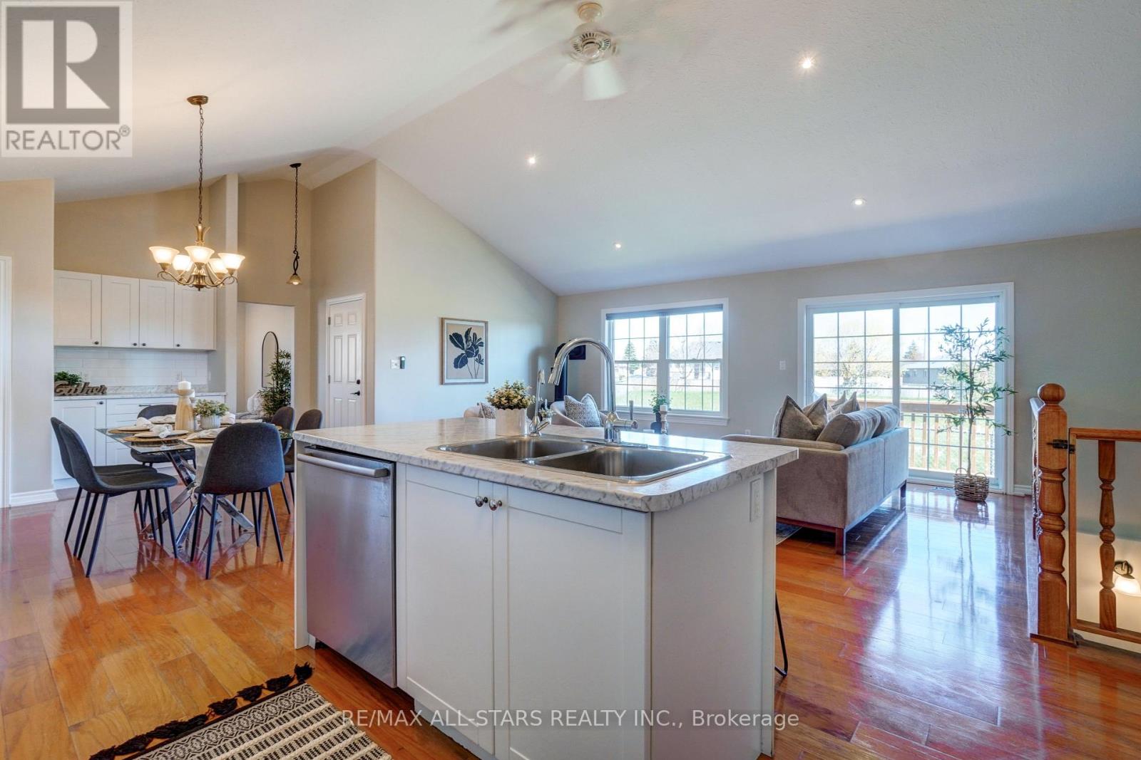 14 Laurent Boulevard, Kawartha Lakes, Ontario  K9V 6G3 - Photo 13 - X13547810