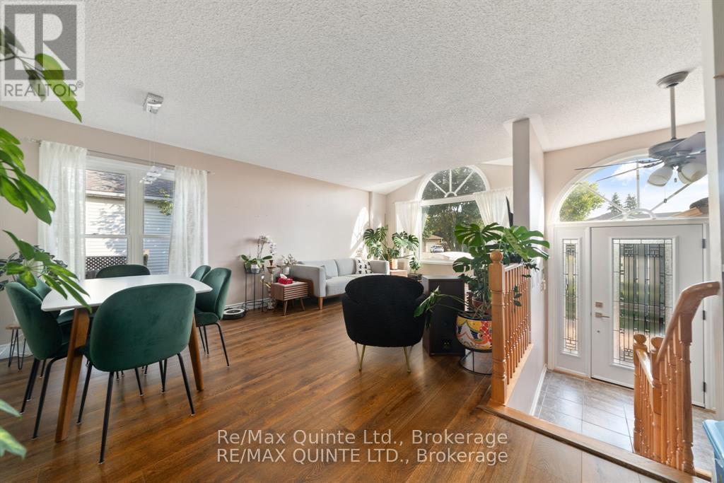 2 Marchmont Place, Belleville, Ontario  K8P 5E4 - Photo 5 - X13547836