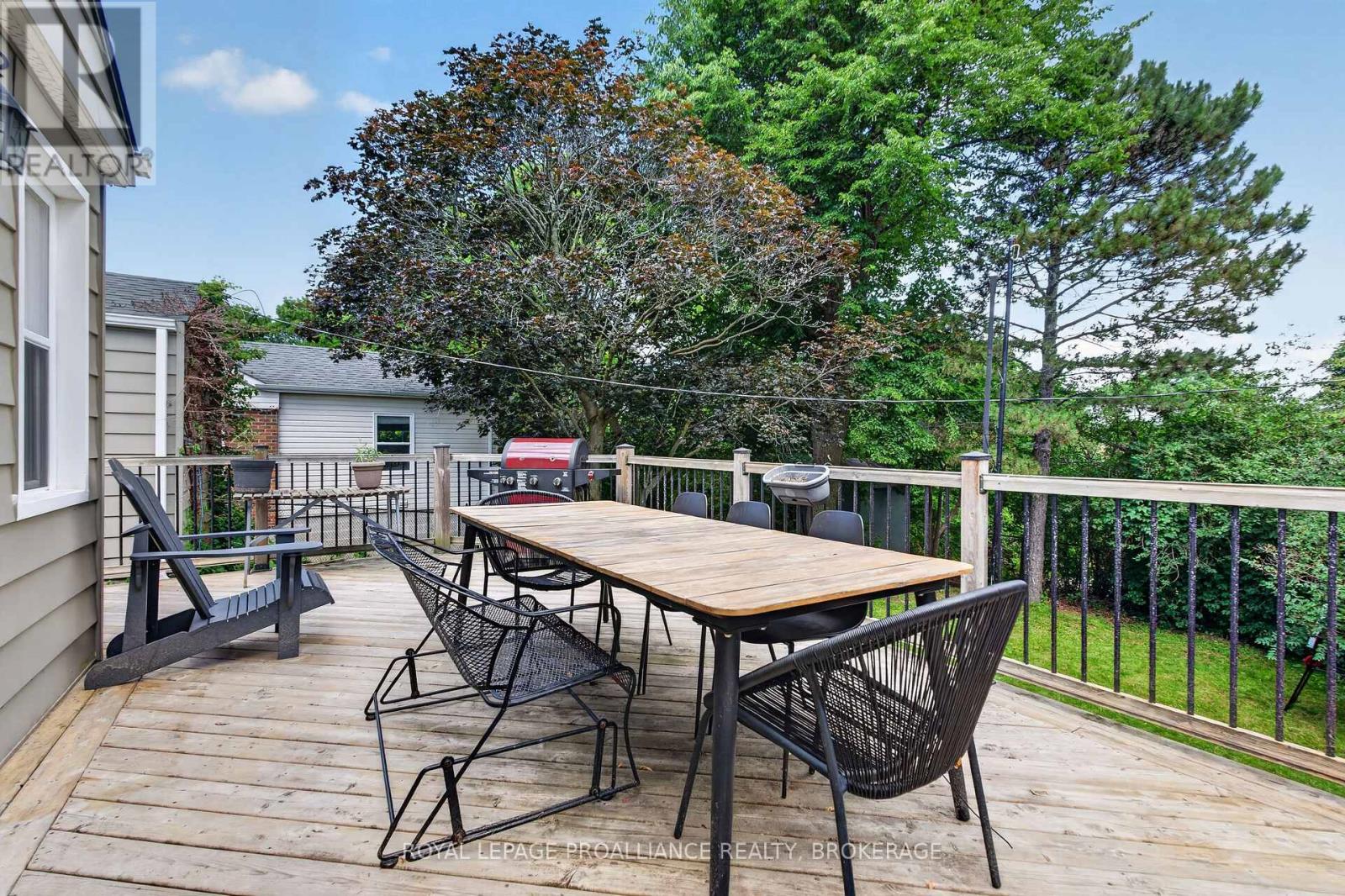 27 Elizabeth Avenue, Kingston, Ontario  K7M 3G9 - Photo 35 - X13548034