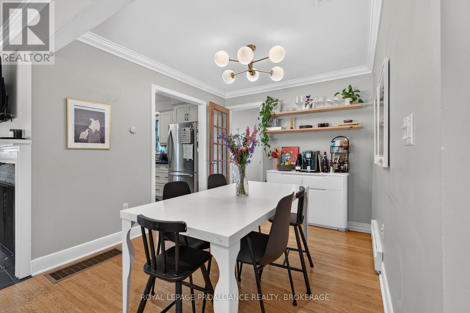 27 Elizabeth Avenue, Kingston, Ontario  K7M 3G9 - Photo 8 - X13548034