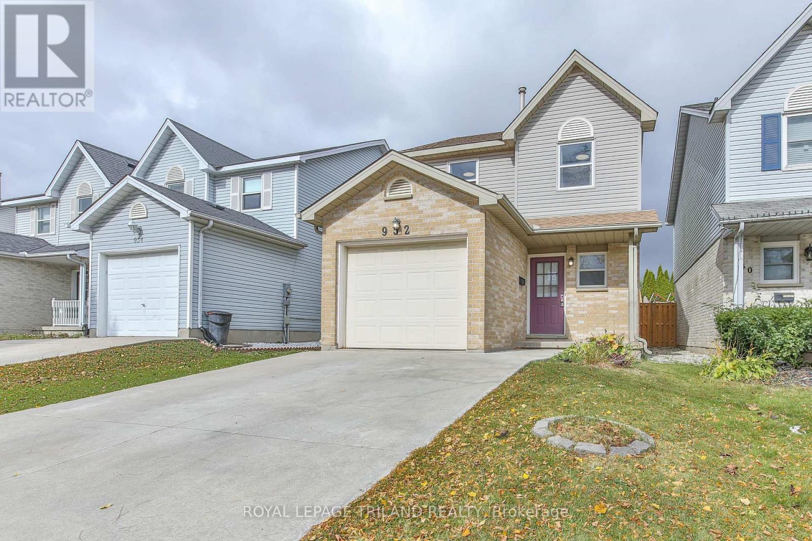 952 Thistledown Way, London North, Ontario  N6G 4Z6 - Photo 2 - X13547956
