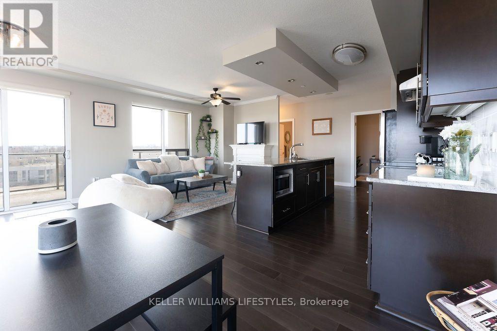 804 - 330 Ridout Street N, London East, Ontario  N6A 0A7 - Photo 3 - X13548082