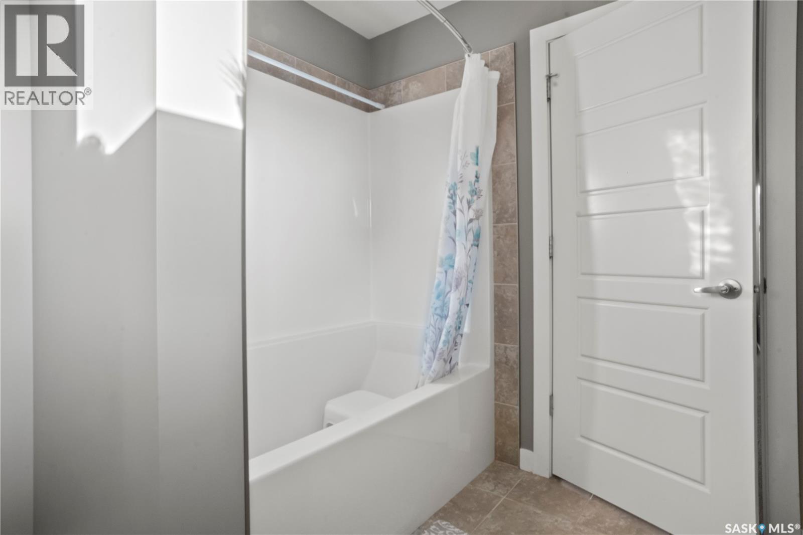 5433 Green Alder Way E, Regina, Saskatchewan  S4V 3M7 - Photo 35 - SK042137