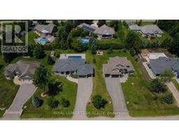 1801 CEDARLAKES WAY, ottawa, Ontario