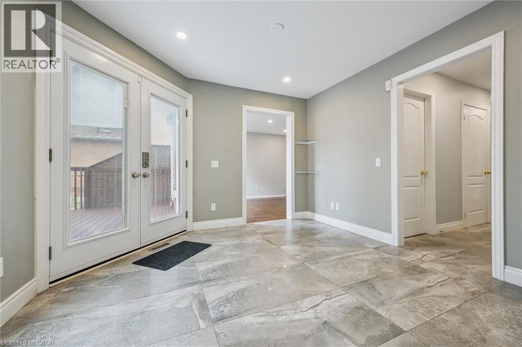 2456 Sixth Line, Oakville, Ontario  L6H 5Z8 - Photo 14 - 40846169