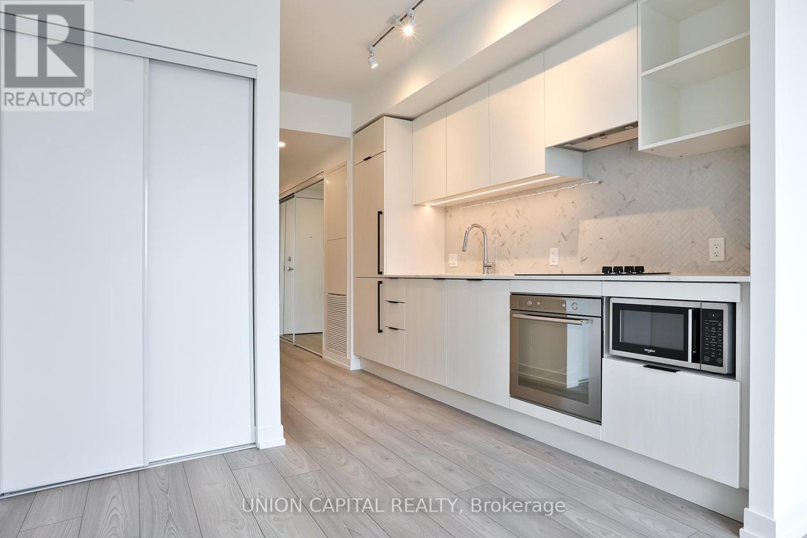 2910 - 82 Dalhousie Street, Toronto, Ontario  M5C 0C5 - Photo 4 - C13547754