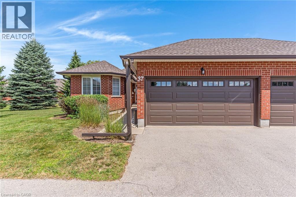 10 ISHERWOOD Avenue Unit# 37, Cambridge
