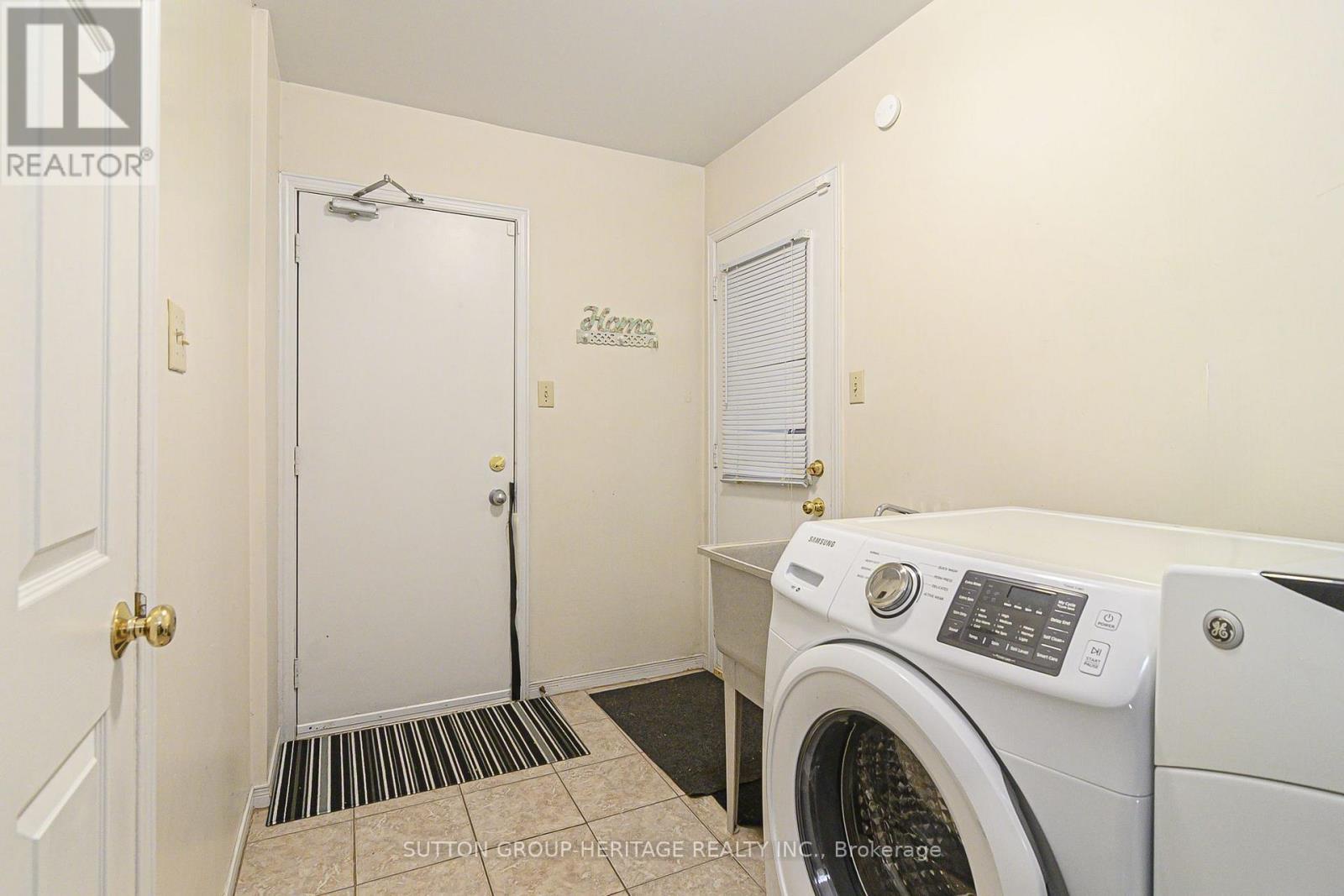 209 Bassett Boulevard, Whitby, Ontario  L1R 1S4 - Photo 24 - E13547698