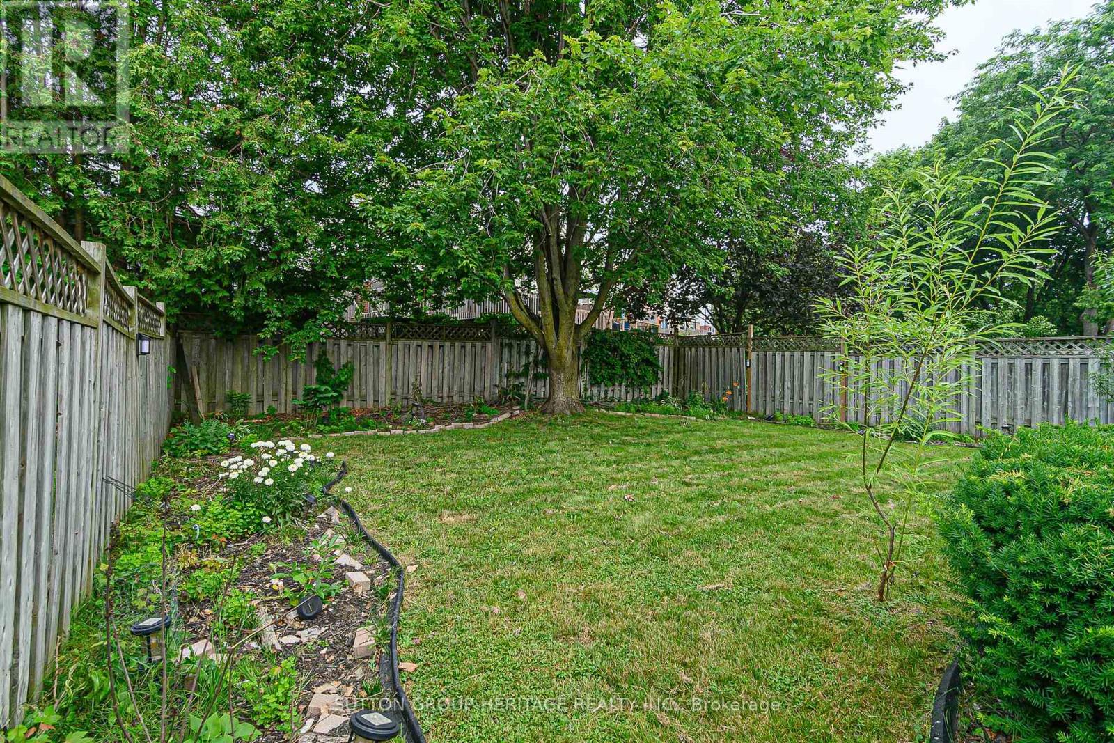209 Bassett Boulevard, Whitby, Ontario  L1R 1S4 - Photo 45 - E13547698