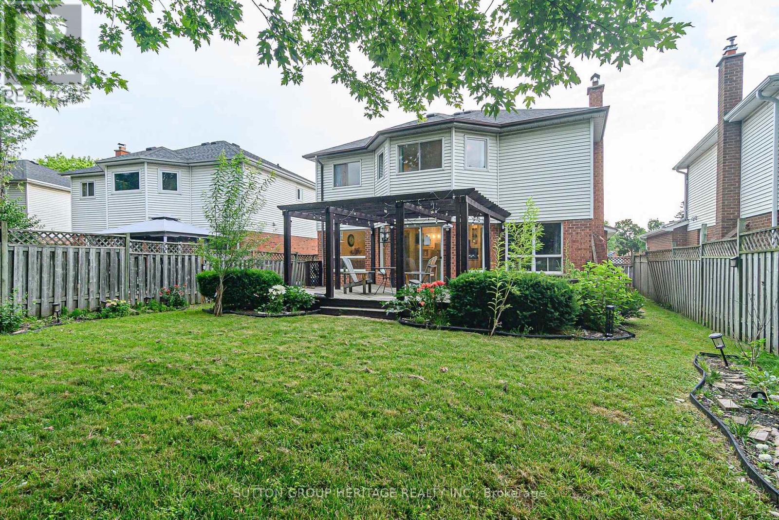 209 Bassett Boulevard, Whitby, Ontario  L1R 1S4 - Photo 46 - E13547698