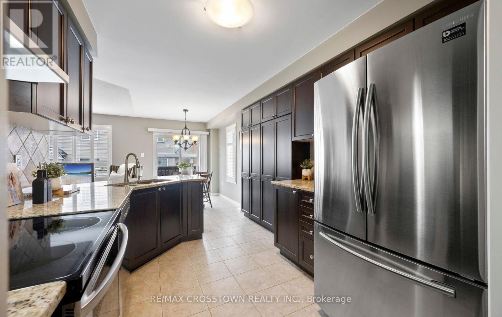 8 Aldonschool Court, Ajax, Ontario  L1S 0C5 - Photo 17 - E13547820