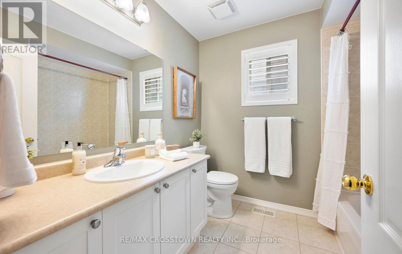 8 Aldonschool Court, Ajax, Ontario  L1S 0C5 - Photo 29 - E13547820
