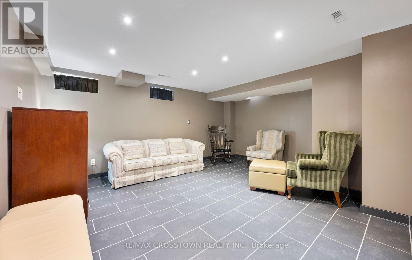 8 Aldonschool Court, Ajax, Ontario  L1S 0C5 - Photo 31 - E13547820