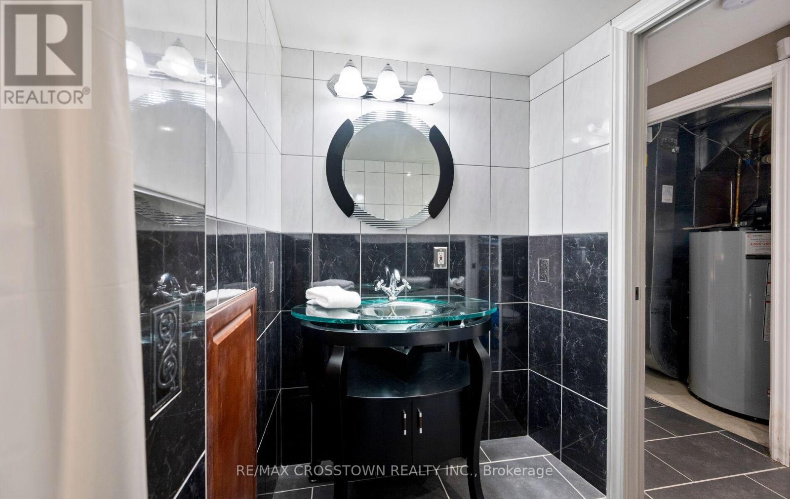 8 Aldonschool Court, Ajax, Ontario  L1S 0C5 - Photo 33 - E13547820