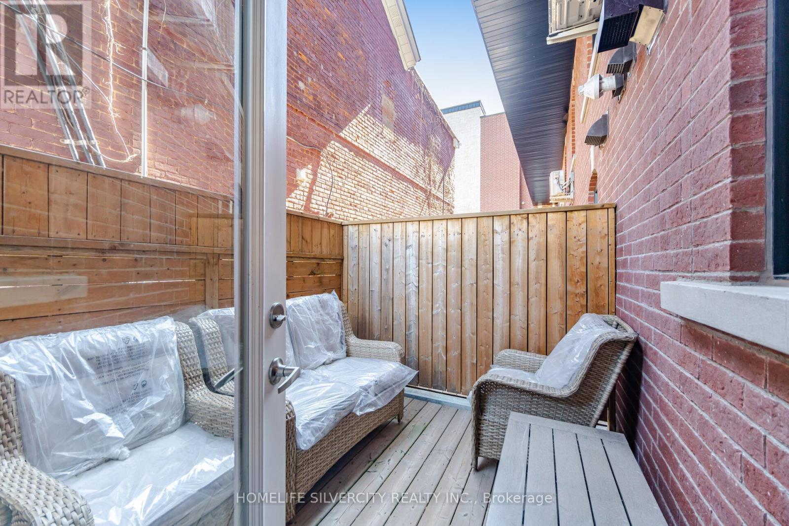 1 - 35 Somers Avenue, Toronto, Ontario  M4J 1W2 - Photo 13 - E13547932