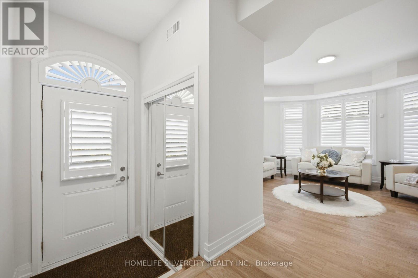 1 - 35 Somers Avenue, Toronto, Ontario  M4J 1W2 - Photo 2 - E13547932