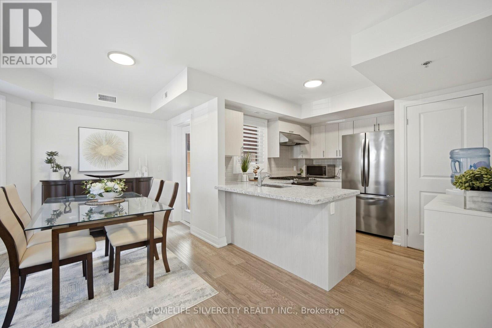 1 - 35 Somers Avenue, Toronto, Ontario  M4J 1W2 - Photo 4 - E13547932