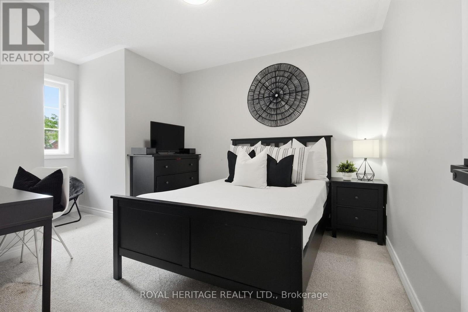 45 Melody Drive, Whitby, Ontario  L1M 1K6 - Photo 19 - E13548066