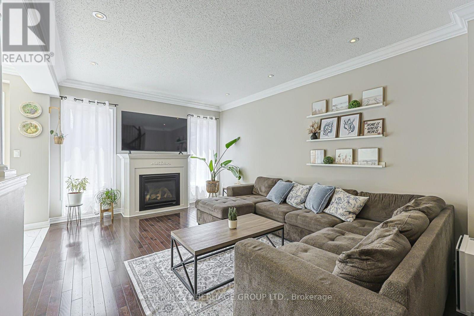 25 Betony Drive, Richmond Hill, Ontario  L4E 0L3 - Photo 6 - N13547884